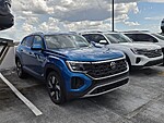 Used 2024 Volkswagen Atlas Cross Sport 2.0T SE W/TECHNOLOGY FWD in DAVIE, FLORIDA (Photo 4)