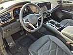 Used 2024 Volkswagen Atlas 2.0T SE W/TECHNOLOGY FWD in DAVIE, FLORIDA (Photo 11)