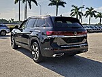 Used 2024 Volkswagen Atlas 2.0T SE W/TECHNOLOGY FWD in DAVIE, FLORIDA (Photo 8)