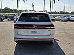 Used 2025 Volkswagen Atlas 2.0T PEAK EDITION 4MOTION in DAVIE, FLORIDA (Photo 6)