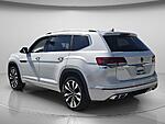 Used 2023 Volkswagen Atlas 3.6L V6 SEL PREMIUM R-LINE 4MOTION in DAVIE, FLORIDA (Photo 8)
