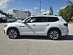 Used 2023 Volkswagen Atlas 3.6L V6 SEL PREMIUM R-LINE 4MOTION in DAVIE, FLORIDA (Photo 3)