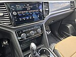 Used 2023 Volkswagen Atlas Cross Sport 3.6L V6 SEL R-LINE BLACK 4MOTION in DAVIE, FLORIDA (Photo 22)