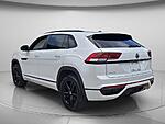 Used 2023 Volkswagen Atlas Cross Sport 3.6L V6 SEL R-LINE BLACK 4MOTION in DAVIE, FLORIDA (Photo 8)