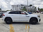 Used 2023 Volkswagen Atlas Cross Sport 3.6L V6 SEL R-LINE BLACK 4MOTION in DAVIE, FLORIDA (Photo 4)