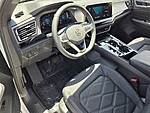 Used 2024 Volkswagen Atlas Cross Sport 2.0T SE W/TECHNOLOGY FWD in DAVIE, FLORIDA (Photo 11)