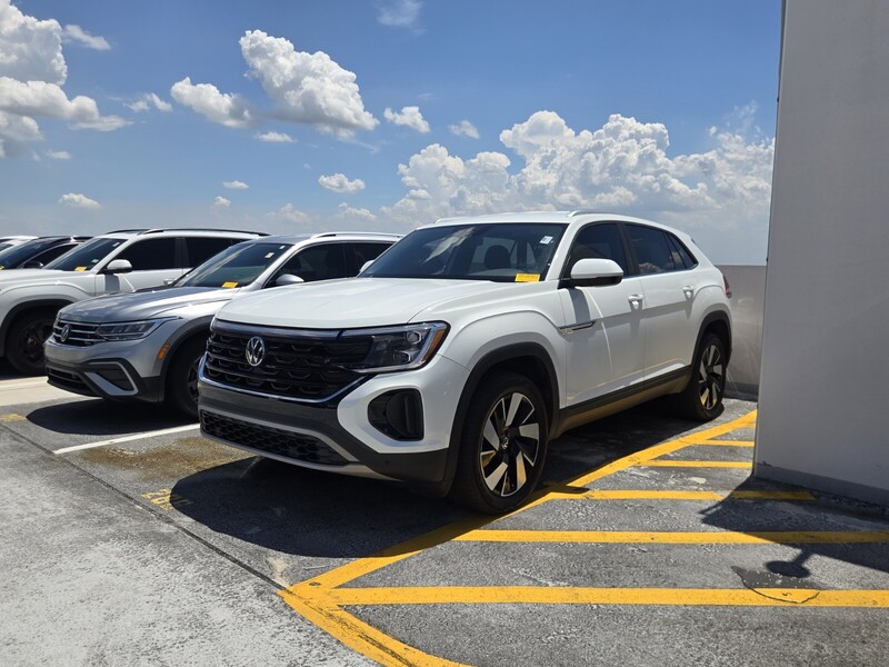 Used 2024 Volkswagen Atlas Cross Sport 2.0T SE W/TECHNOLOGY FWD in DAVIE, FLORIDA