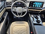 Used 2024 Volkswagen Atlas Cross Sport 2.0T SE W/TECHNOLOGY FWD in DAVIE, FLORIDA (Photo 14)