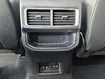 Used 2024 Volkswagen Atlas Cross Sport 2.0T SE W/TECHNOLOGY FWD in DAVIE, FLORIDA (Photo 15)