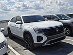 Used 2024 Volkswagen Atlas Cross Sport 2.0T SE W/TECHNOLOGY FWD in DAVIE, FLORIDA (Photo 4)