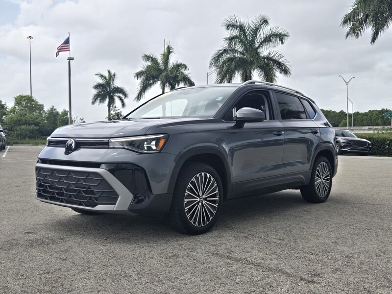 Used 2026 Volkswagen Taos SE FWD in DAVIE, FLORIDA