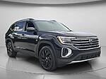 Used 2026 Volkswagen Atlas 2.0T SE W/TECHNOLOGY FWD in DAVIE, FLORIDA (Photo 9)