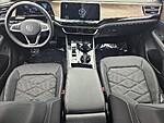 Used 2026 Volkswagen Atlas 2.0T SE W/TECHNOLOGY FWD in DAVIE, FLORIDA (Photo 14)