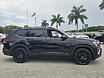 Used 2026 Volkswagen Atlas 2.0T SE W/TECHNOLOGY FWD in DAVIE, FLORIDA (Photo 4)
