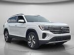 Used 2026 Volkswagen Atlas 2.0T SE W/TECHNOLOGY FWD in DAVIE, FLORIDA (Photo 9)