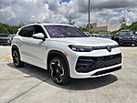 Used 2025 Volkswagen Tiguan 2.0T SEL R-LINE 4MOTION in DAVIE, FLORIDA (Photo 9)