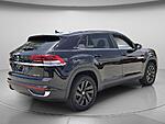 Used 2022 Volkswagen Atlas Cross Sport 2.0T SE W/TECHNOLOGY FWD in DAVIE, FLORIDA (Photo 7)
