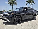 Used 2022 Volkswagen Atlas Cross Sport 2.0T SE W/TECHNOLOGY FWD in DAVIE, FLORIDA (Photo 1)