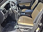 Used 2022 Volkswagen Atlas Cross Sport 2.0T SE W/TECHNOLOGY FWD in DAVIE, FLORIDA (Photo 10)