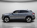 Used 2024 Volkswagen Atlas Cross Sport 2.0T SE W/TECHNOLOGY FWD in DAVIE, FLORIDA (Photo 3)