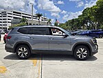 Used 2025 Volkswagen Atlas 2.0T SE FWD in DAVIE, FLORIDA (Photo 4)