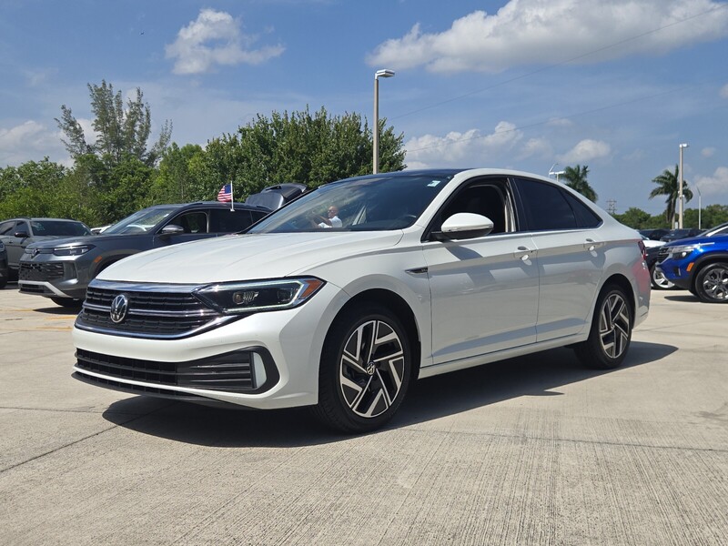 Used 2023 Volkswagen Jetta SEL AUTO in DAVIE, FLORIDA
