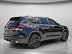 Used 2026 Volkswagen Atlas 2.0T SE W/TECHNOLOGY FWD in DAVIE, FLORIDA (Photo 6)