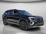Used 2026 Volkswagen Atlas 2.0T SE W/TECHNOLOGY FWD in DAVIE, FLORIDA (Photo 8)