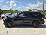 Used 2026 Volkswagen Atlas 2.0T SE W/TECHNOLOGY FWD in DAVIE, FLORIDA (Photo 3)