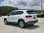 Used 2022 Volkswagen Taos SE FWD in DAVIE, FLORIDA (Photo 4)