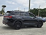 Used 2024 Volkswagen Atlas 2.0T SE W/TECHNOLOGY FWD in DAVIE, FLORIDA (Photo 6)
