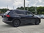 Used 2022 Volkswagen Tiguan 2.0T SE FWD in DAVIE, FLORIDA (Photo 6)