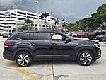 Used 2024 Volkswagen Atlas 2.0T SE W/TECHNOLOGY FWD in DAVIE, FLORIDA (Photo 7)