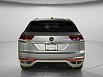 Used 2021 Volkswagen Atlas Cross Sport 3.6L V6 SE W/TECHNOLOGY R-LINE FWD in DAVIE, FLORIDA (Photo 6)