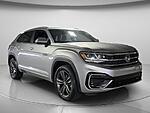 Used 2021 Volkswagen Atlas Cross Sport 3.6L V6 SE W/TECHNOLOGY R-LINE FWD in DAVIE, FLORIDA (Photo 9)