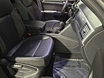 Used 2021 Volkswagen Atlas Cross Sport 3.6L V6 SE W/TECHNOLOGY R-LINE FWD in DAVIE, FLORIDA (Photo 19)