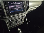 Used 2021 Volkswagen Atlas Cross Sport 3.6L V6 SE W/TECHNOLOGY R-LINE FWD in DAVIE, FLORIDA (Photo 22)