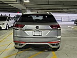 Used 2021 Volkswagen Atlas Cross Sport 3.6L V6 SE W/TECHNOLOGY R-LINE FWD in DAVIE, FLORIDA (Photo 6)