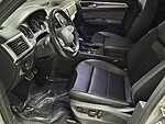Used 2021 Volkswagen Atlas Cross Sport 3.6L V6 SE W/TECHNOLOGY R-LINE FWD in DAVIE, FLORIDA (Photo 10)