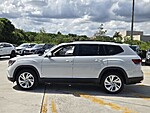 Used 2023 Volkswagen Atlas 2.0T SE W/TECHNOLOGY FWD in DAVIE, FLORIDA (Photo 3)