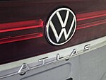 Used 2024 Volkswagen Atlas Cross Sport 2.0T SE W/TECHNOLOGY FWD in DAVIE, FLORIDA (Photo 11)
