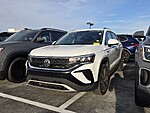 Used 2022 Volkswagen Taos SE FWD in DAVIE, FLORIDA (Photo 1)