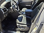Used 2022 Volkswagen Atlas Cross Sport 3.6L V6 SE W/TECHNOLOGY FWD in DAVIE, FLORIDA (Photo 11)