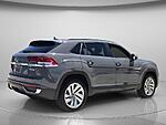 Used 2022 Volkswagen Atlas Cross Sport 3.6L V6 SE W/TECHNOLOGY FWD in DAVIE, FLORIDA (Photo 6)