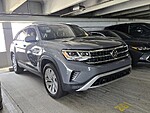 Used 2022 Volkswagen Atlas Cross Sport 3.6L V6 SE W/TECHNOLOGY FWD in DAVIE, FLORIDA (Photo 4)