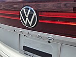 Used 2024 Volkswagen Atlas Cross Sport 2.0T SE W/TECHNOLOGY FWD in DAVIE, FLORIDA (Photo 10)