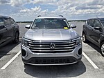 Used 2024 Volkswagen Atlas 2.0T SE W/TECHNOLOGY FWD in DAVIE, FLORIDA (Photo 3)