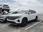 Used 2024 Volkswagen Atlas 2.0T SE W/TECHNOLOGY FWD in DAVIE, FLORIDA (Photo 1)