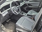 Used 2025 Volkswagen Tiguan 2.0T SE R-LINE BLACK FWD in DAVIE, FLORIDA (Photo 5)