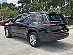 Used 2023 JEEP GRAND CHEROKEE L LIMITED 4X2 in DAVIE, FLORIDA (Photo 8)